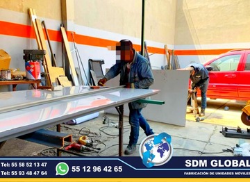 Fabricantes de Cajas Secas para camionetas y camiones Ford Nissan RAM Chevrolet Hino Foton Izusu Hyundai International Mercedez Benz Freightliner Volvo Man VW modelos 2024, 2025 SDM Global Mexico somos una empresa líder como fabricantes de Cajas Secas redilas, estaquitas y carrocerias, semi remolques, plataformas, con personal altamente capasitado para su fabricacion.En México, las Cajas Secas redilas o estaquitas son estructuras metálicas o de madera que se montan en la parte trasera de las camionetas de carga para aumentar su capacidad de transporte. Las cajsa secas redilas o estaquitas pueden tener lados abatibles o desmontables, lo que facilita la carga y descarga de mercancías cajas secas venta de carrocerias Fabricantes de Cajas Secas para camionetas y camiones Ford Nissan RAM Chevrolet Hino Foton Izusu Hyundai International Mercedez Benz Freightliner Volvo Man VW modelos 2024, 2025 SDM Global Mexico somos una empresa líder como fabricantes de Cajas Secas redilas, estaquitas y carrocerias, semi remolques, plataformas, con personal altamente capasitado para su fabricacion.En México, las Cajas Secas redilas o estaquitas son estructuras metálicas o de madera que se montan en la parte trasera de las camionetas de carga para aumentar su capacidad de transporte. Las cajsa secas redilas o estaquitas pueden tener lados abatibles o desmontables, lo que facilita la carga y descarga de mercancías cajas secas venta de carrocerias