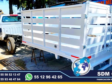 Cajas y Carrocerias Sdm Global Mexico venta y fabricacion Remolques Plataformas Redilas Estacas Auto tanques pipas de agua SDM Global Mexico somos una empresa líder como fabricantes de cajas y carrocerias, redilas, semi remolques, plataformas, con personal altamente capasitado para su fabricacion.Las carrocerias y cajas secas son para el transporte. Están construidas generalmente de acero, aluminio y madera. Estas cajas y carrocerias se sujetan a la parte trasera de la unidad. Protegen los productos o mercancia, para transportarlo y hacerlos llegar a su destino en el mejor estado, son muy eficientes para una mejor logistica para su llegada o punto final.Somos una Empresa Mexicana líder en el Mercado con años de experiencia, especialistas como fabrica de Cajas y Carrocerias, Semi Remolques, Plataformas Redilas Estacas,Unidades Moviles Especiales de Seguridad, Salud, Comunicacion, Higine, etc.,Somos fabribricantes directos, distribuidores en todo Mexico, comunicate y te atenderemos personalmente.54121381948 41948871 71427321893 520 741 8888 519_7148 91688 8888