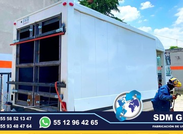 Fabricantes de Cajas Secas para camionetas y camiones Ford Nissan RAM Chevrolet Hino Foton Izusu Hyundai International Mercedez Benz Freightliner Volvo Man VW modelos 2024, 2025 SDM Global Mexico somos una empresa líder como fabricantes de Cajas Secas redilas, estaquitas y carrocerias, semi remolques, plataformas, con personal altamente capasitado para su fabricacion.En México, las Cajas Secas redilas o estaquitas son estructuras metálicas o de madera que se montan en la parte trasera de las camionetas de carga para aumentar su capacidad de transporte. Las cajsa secas redilas o estaquitas pueden tener lados abatibles o desmontables, lo que facilita la carga y descarga de mercancías cajas secas venta de carrocerias Fabricantes de Cajas Secas para camionetas y camiones Ford Nissan RAM Chevrolet Hino Foton Izusu Hyundai International Mercedez Benz Freightliner Volvo Man VW modelos 2024, 2025 SDM Global Mexico somos una empresa líder como fabricantes de Cajas Secas redilas, estaquitas y carrocerias, semi remolques, plataformas, con personal altamente capasitado para su fabricacion.En México, las Cajas Secas redilas o estaquitas son estructuras metálicas o de madera que se montan en la parte trasera de las camionetas de carga para aumentar su capacidad de transporte. Las cajsa secas redilas o estaquitas pueden tener lados abatibles o desmontables, lo que facilita la carga y descarga de mercancías cajas secas venta de carrocerias