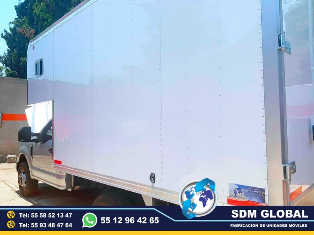 Fabricacion de Cajas secas cuadradas y con copete <br>